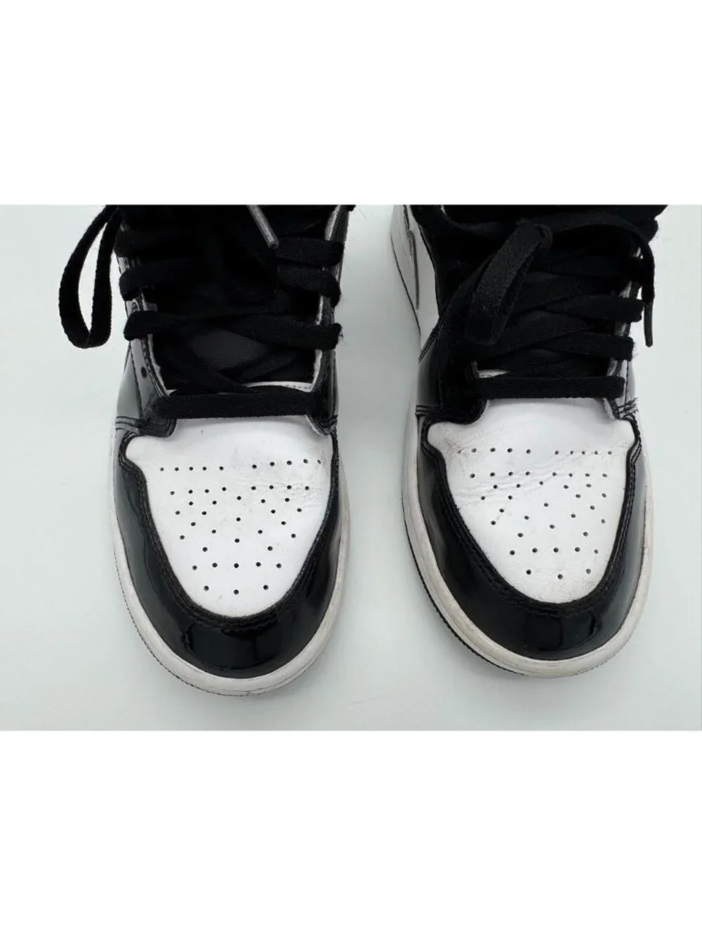 Nike Air Jordan 1 Mid SE Sneakers Patent Leather Black/White HV0789-010 Men's 9